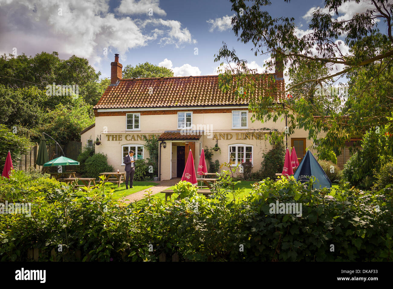 Le secteur public et maison Linnet & restaurant à Norfolk UK Banque D'Images
