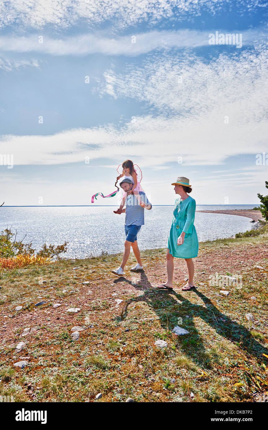 Balades en famille en mer, Eggergrund, Suède Banque D'Images