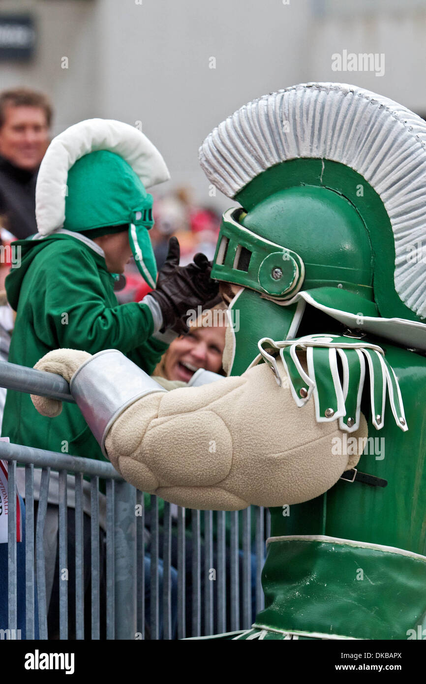 Michigan State Mascot Sparty In Banque D Image Et Photos Alamy Michigan State Mascot Sparty In Banque D Image Et Photos Alamy