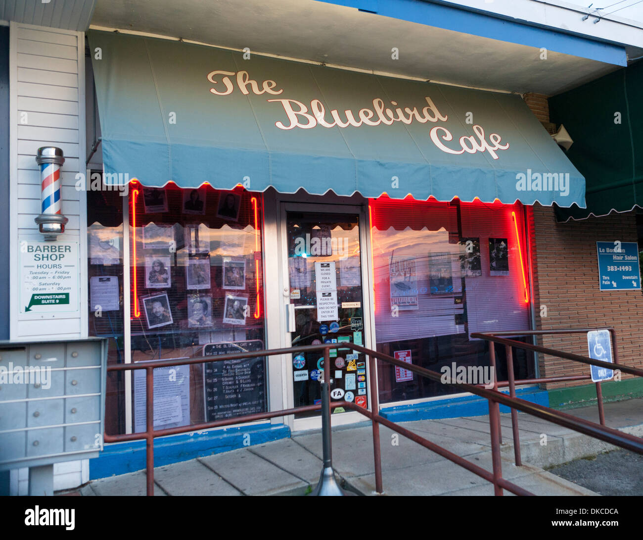 Le BlueBird Cafe Nashville, TN, célèbre pour ses performances musicales par divers artistes. Banque D'Images