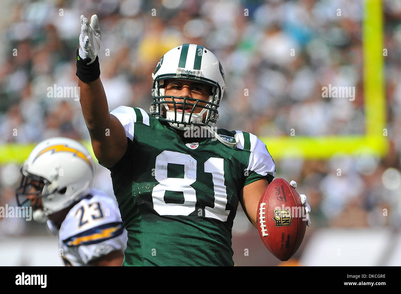 Le 23 octobre 2011 - East Rutherford, New Jersey, États-Unis - New York Jets tight end Dustin Keller (81) dans la Ligue nationale de football l'action au stade de la métropolitaine à East Rutherford dans le New Jersey New York trails San Diego à la mi-temps 21 à 10 (Crédit Image : © Brooks von Arx/ZUMAPRESS.com)/Southcreek Banque D'Images