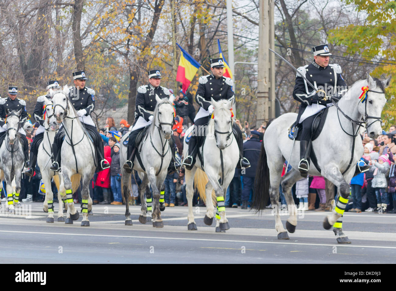 Romanian Gendarmery patrouille à cheval - 1er décembre, le défilé de la fête nationale de Roumanie Banque D'Images