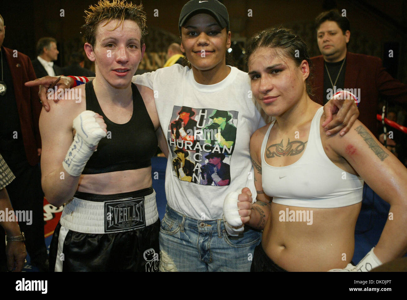 Feb 14, 2007 - Las Vegas, NV, USA - Nevada boxe professionnelle à l'Orleans Hotel & Casino à Las Vegas. Les cartouches ont été 3 minute au lieu de 2 minutes. Le changement a été sectionnée par l'entreprise (Global Boxing Union) et la WBA (World Boxing Association). Les combattants de sexe féminin sont strugglin à se faire reconnaître leur sport sur le niveau Amateur pour être admis à Fort en th Banque D'Images