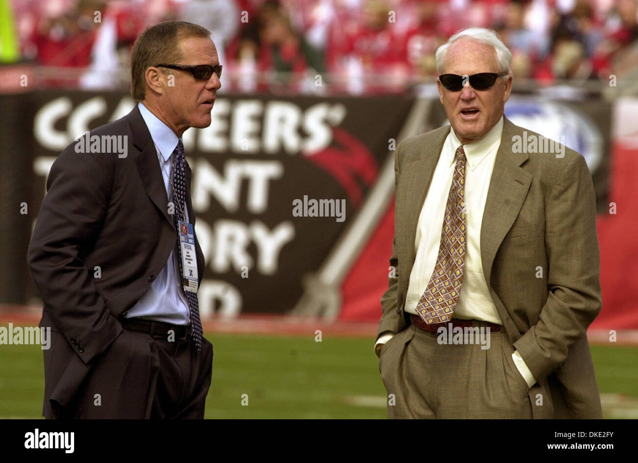 Jul 30, 2007 - San Francisco, CA, USA - WILLIAM ERNEST WALSH (30 novembre 1931 - 30 juillet 2007), l'un des plus grands entraîneurs de football de tous les temps. Bill Walsh, l'inventeur de la côte ouest de l'infraction. Walsh, guidé les San Francisco 49ers à trois championnats du Super Bowl et six titres de la division Ouest NFC dans ses 10 ans comme entraîneur-chef, est décédé à l'âge de 75 ans, à la suite d'une longue batt Banque D'Images