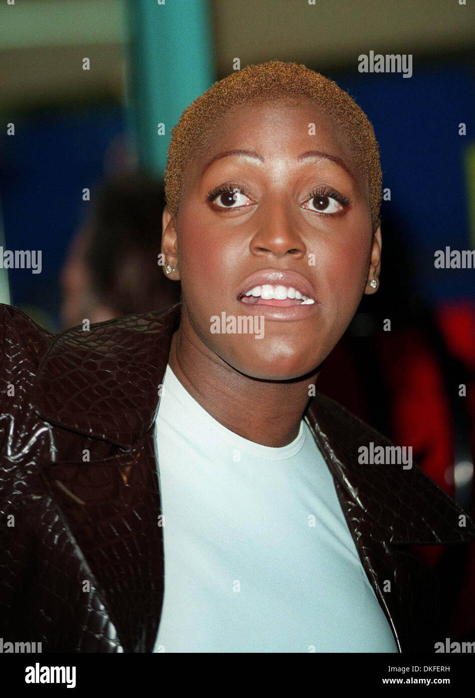 MICA PARIS.SINGER.23/04/1996.G52F14C.ALLSTAR CRÉDIT :/ Banque D'Images