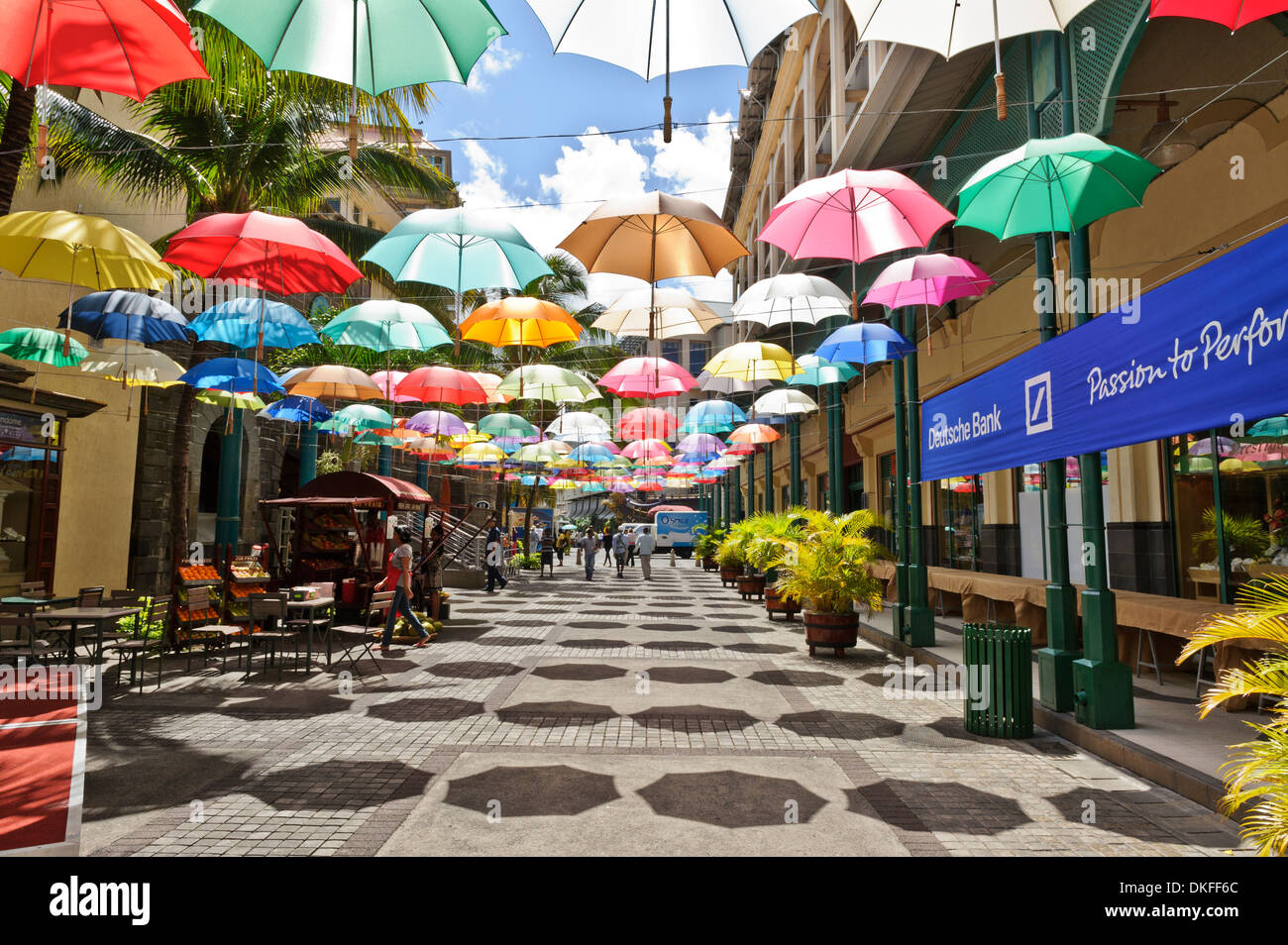 Affichage Des Parasols Color s Au Caudan Waterfront Centre Commercial 