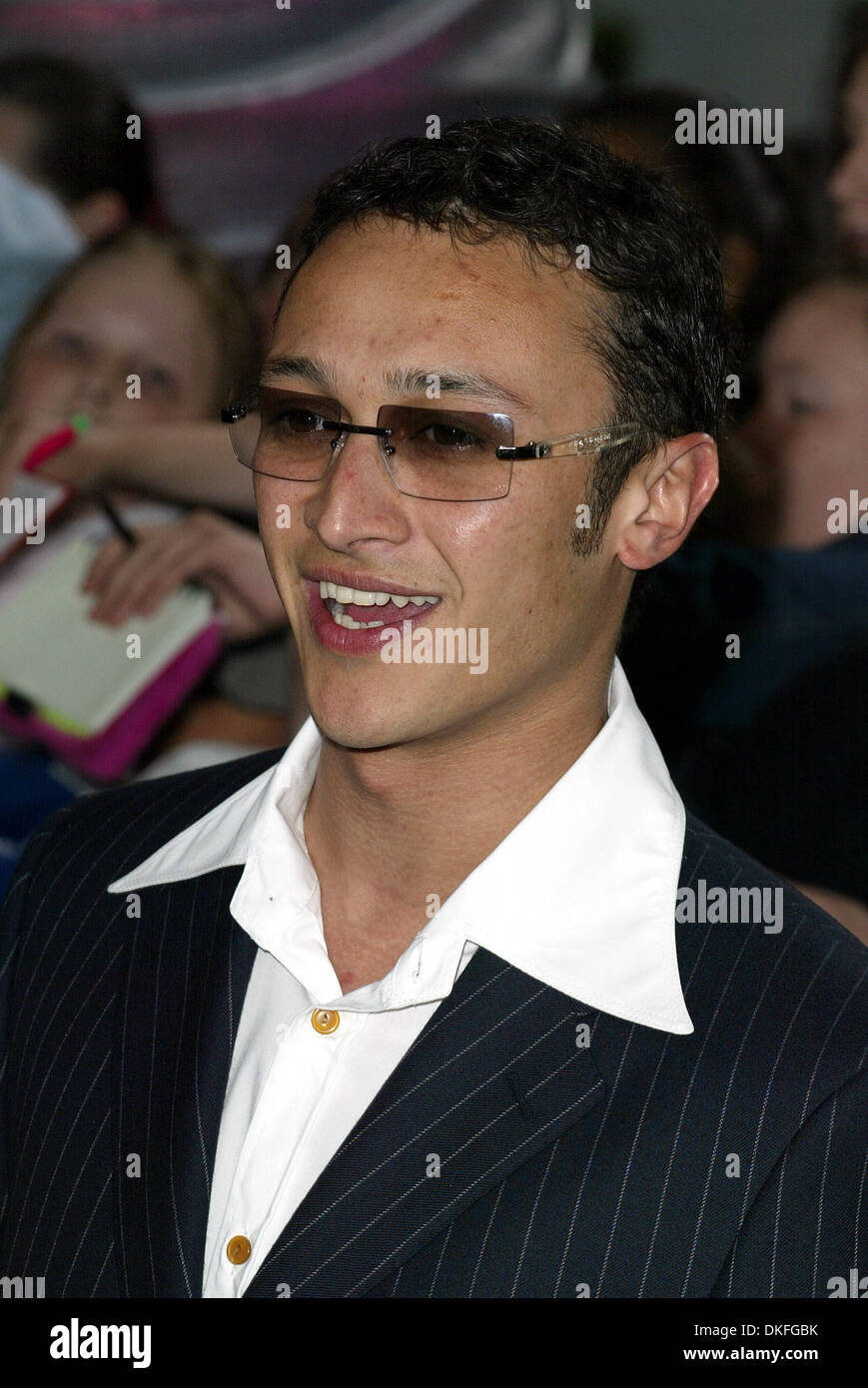 CHRIS BISSON.acteur ''Coronation Street''. .BBC Television Centre, Londres.18/05/2002.DI1629.CREDIT : ALLSTAR/ Banque D'Images