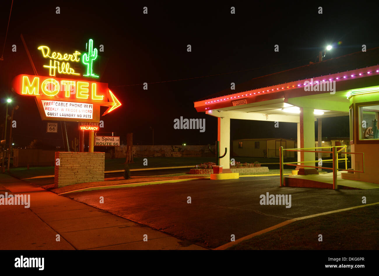 Néon Route 66, Desert Hills Motel à Tulsa USA en néon extérieur classic motor court hotel Banque D'Images