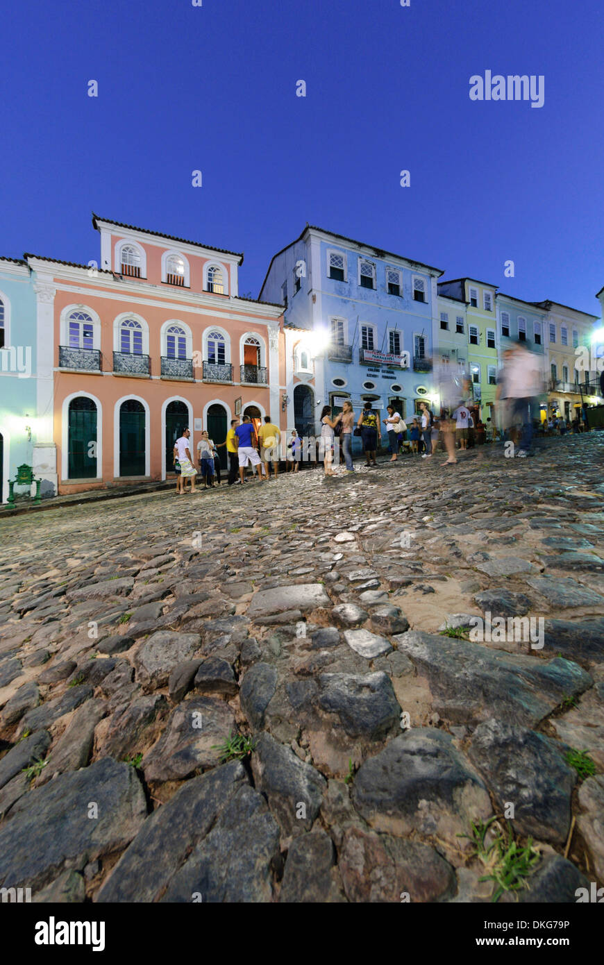 Brésil, Bahia, Salvador : plaza triangulaire Largo do Pelourinho dans Salvador de Bahia magnifiquement restauré du centre historique. Banque D'Images
