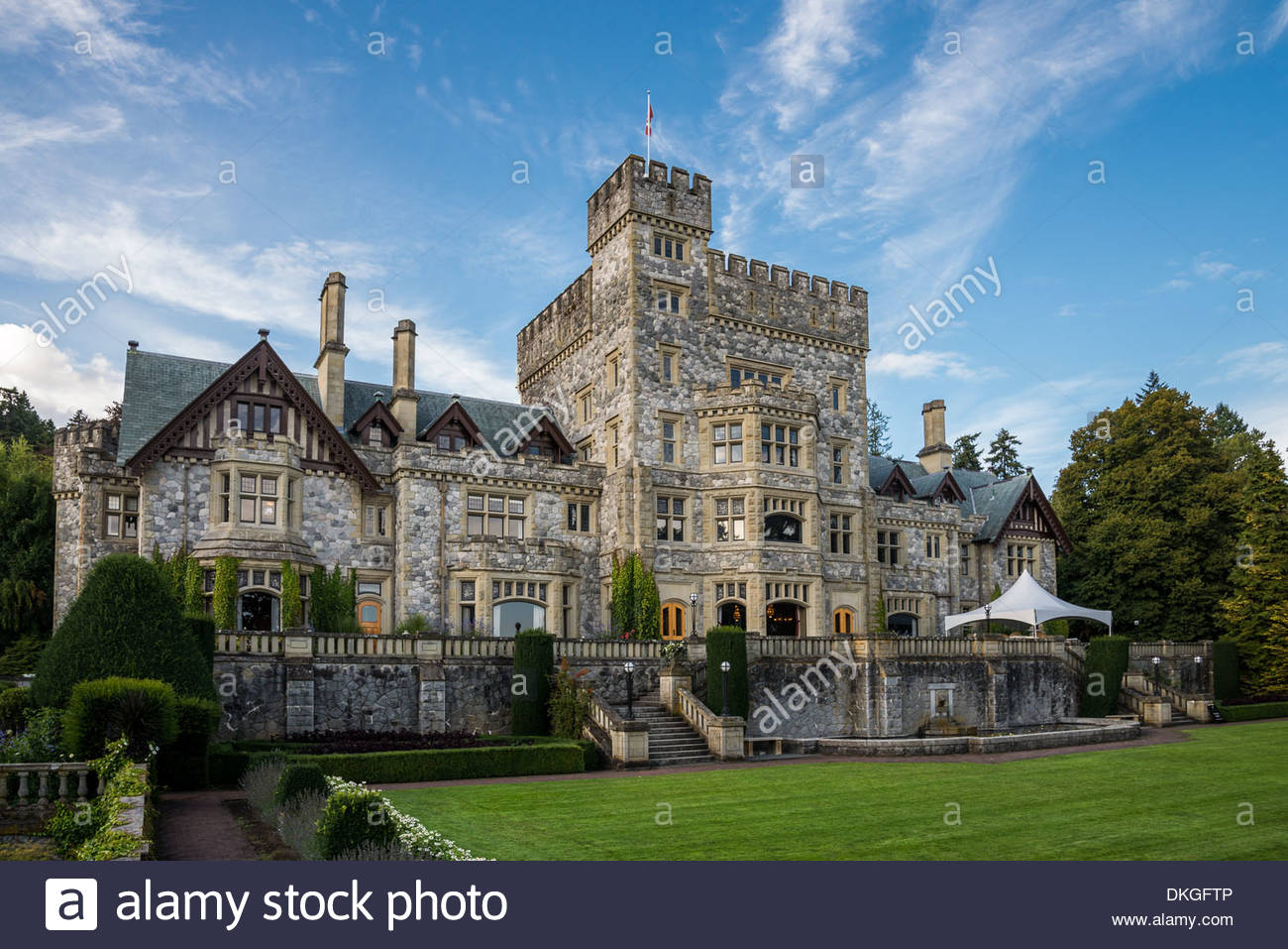 Hatley Castle, à l'Université Royal Roads, Colwood, British Columbia, Canada Banque D'Images Hatley Castle, à l'Université Royal Roads, Colwood, British Columbia, Canada Banque D'Images