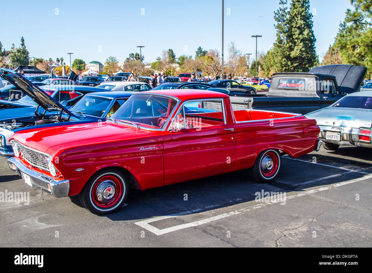 1964 Ford Falcon Ranchero au Motor4Toys jouets charité à Woodland Hills en Californie 2013 Banque D'Images