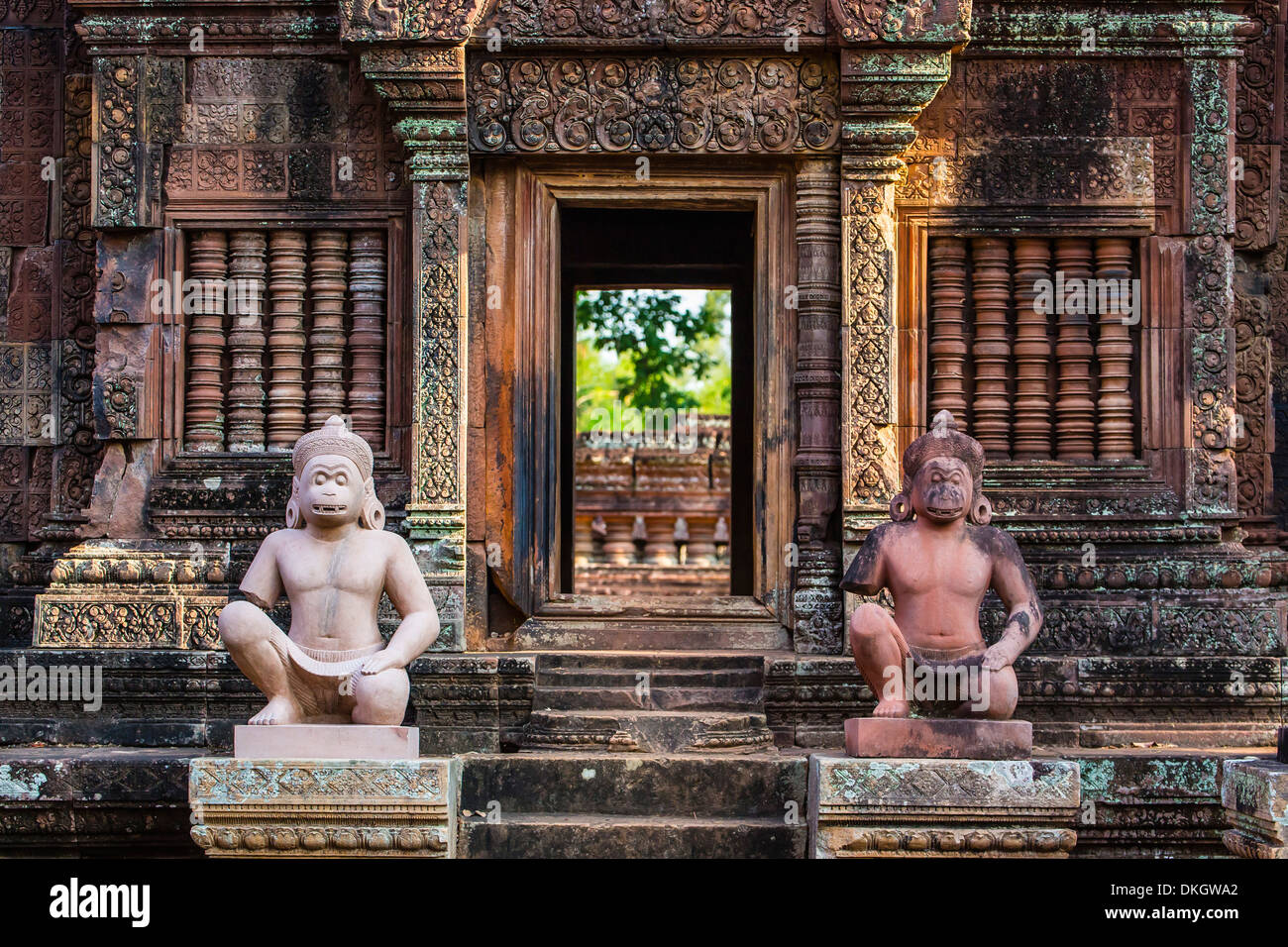 Temple de Banteay Srei à Angkor, Site du patrimoine mondial de l'UNESCO, la Province de Siem Reap, Cambodge, Indochine, Asie du Sud, Asie Banque D'Images