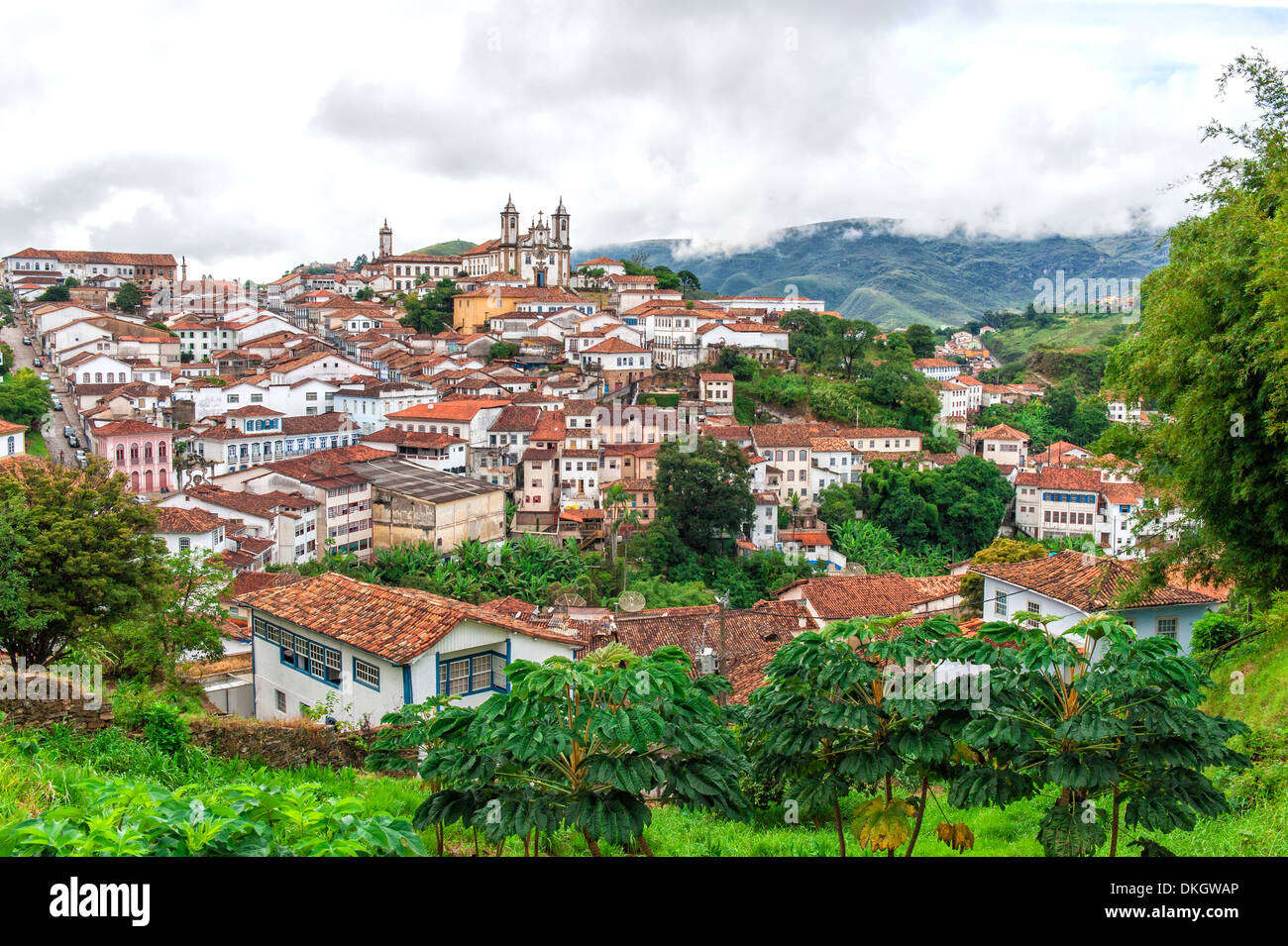 Vue sur Ouro Preto, UNESCO World Heritage Site, Minas Gerais, Brésil, Amérique du Sud Banque D'Images Vue sur Ouro Preto, UNESCO World Heritage Site, Minas Gerais, Brésil, Amérique du Sud Banque D'Images
