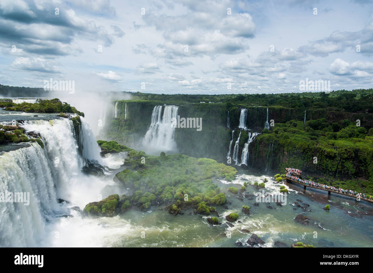 Foz de Iguazu (chutes Iguaçu), le plus grand au monde, des chutes d'Iguaçu Parc National, Site du patrimoine mondial de l'UNESCO, le Brésil Banque D'Images