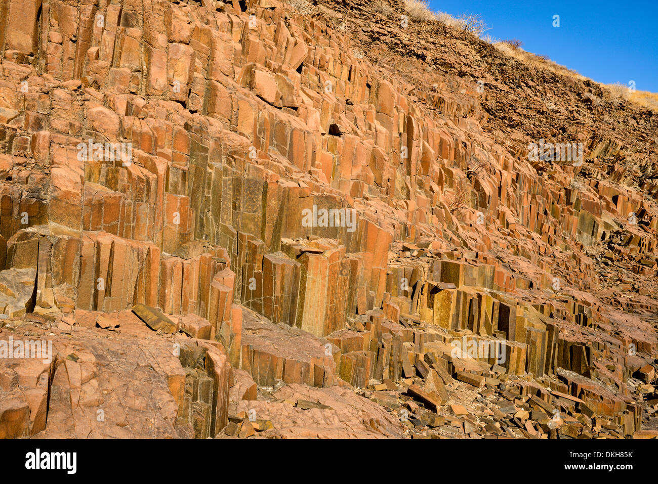 Une formation géologique situé à proximité de Twyfelfontein, Namibie, Afrique Banque D'Images