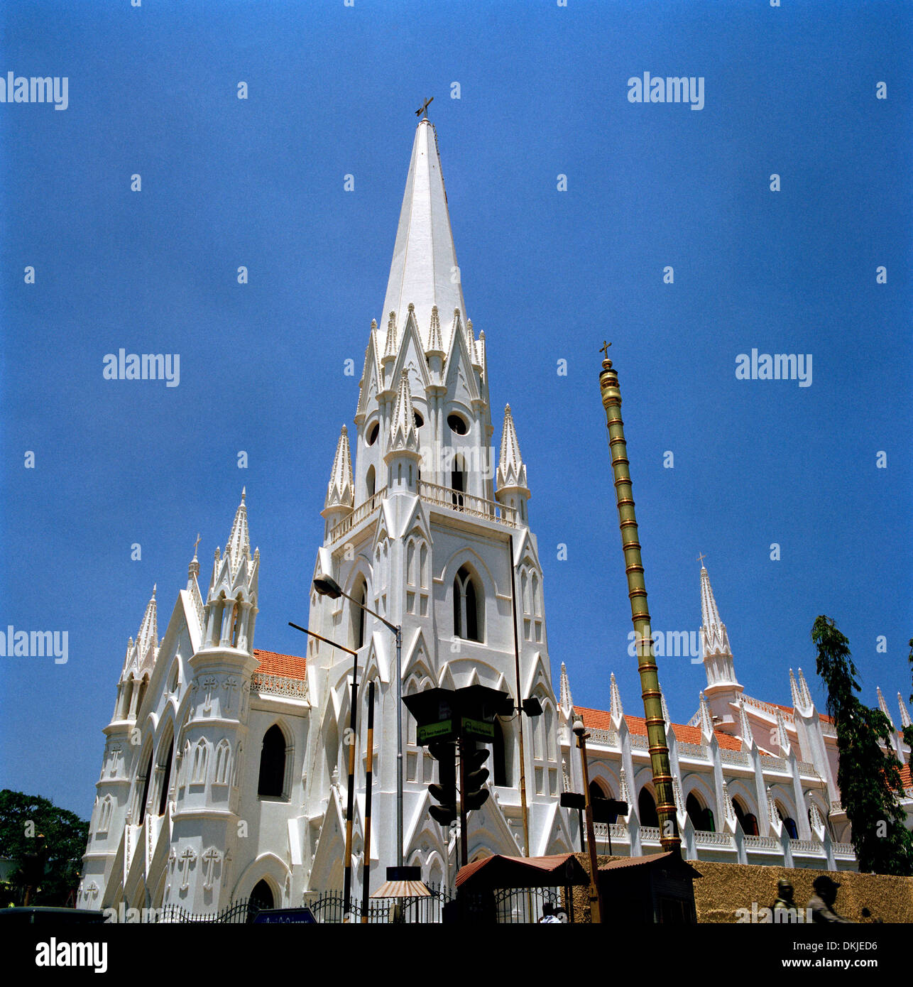 Basilique-cathédrale de Saint Thomas à Chennai Madras au Tamil Nadu en Inde de l'Est en Asie du Sud. Le christianisme la Religion chrétienne Église St Architecture Banque D'Images