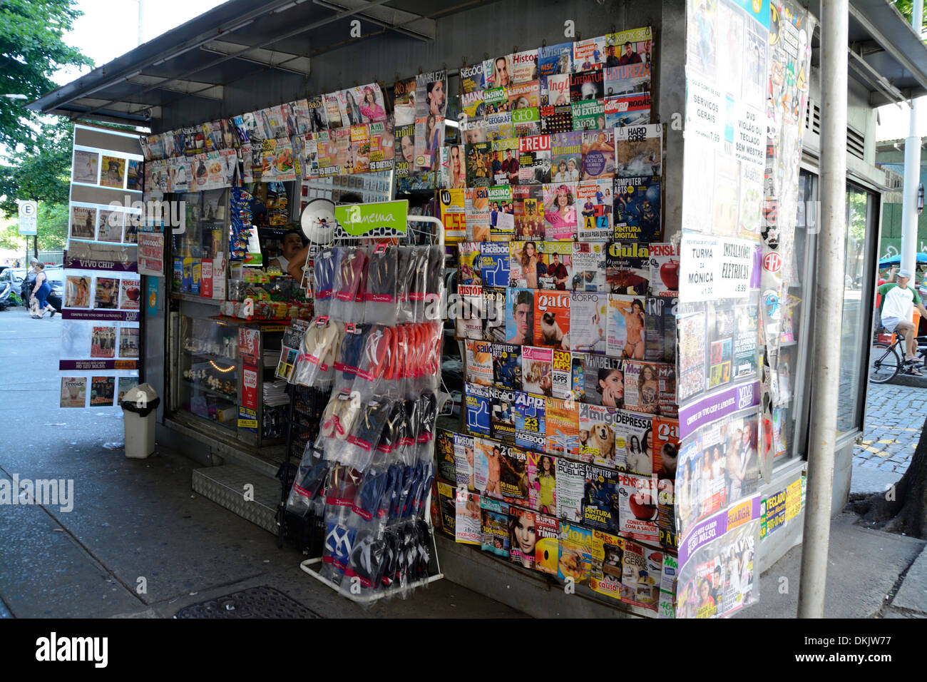 Un kiosque à journaux et magazines à Rio de Janeiro, Brésil Banque D'Images