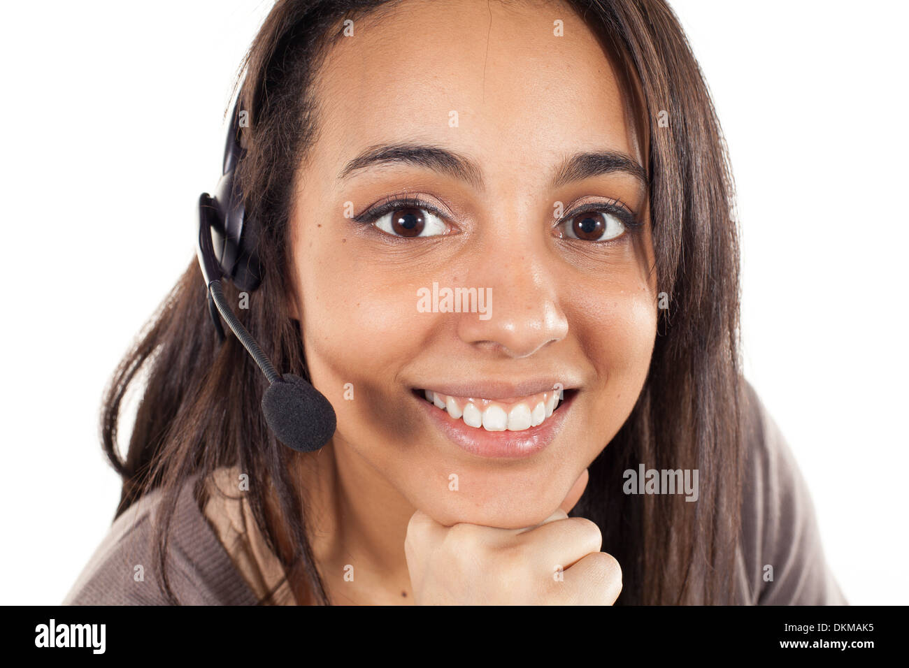 Portrait of happy smiling happy opérateur de support casque, isolé sur fond blanc Banque D'Images