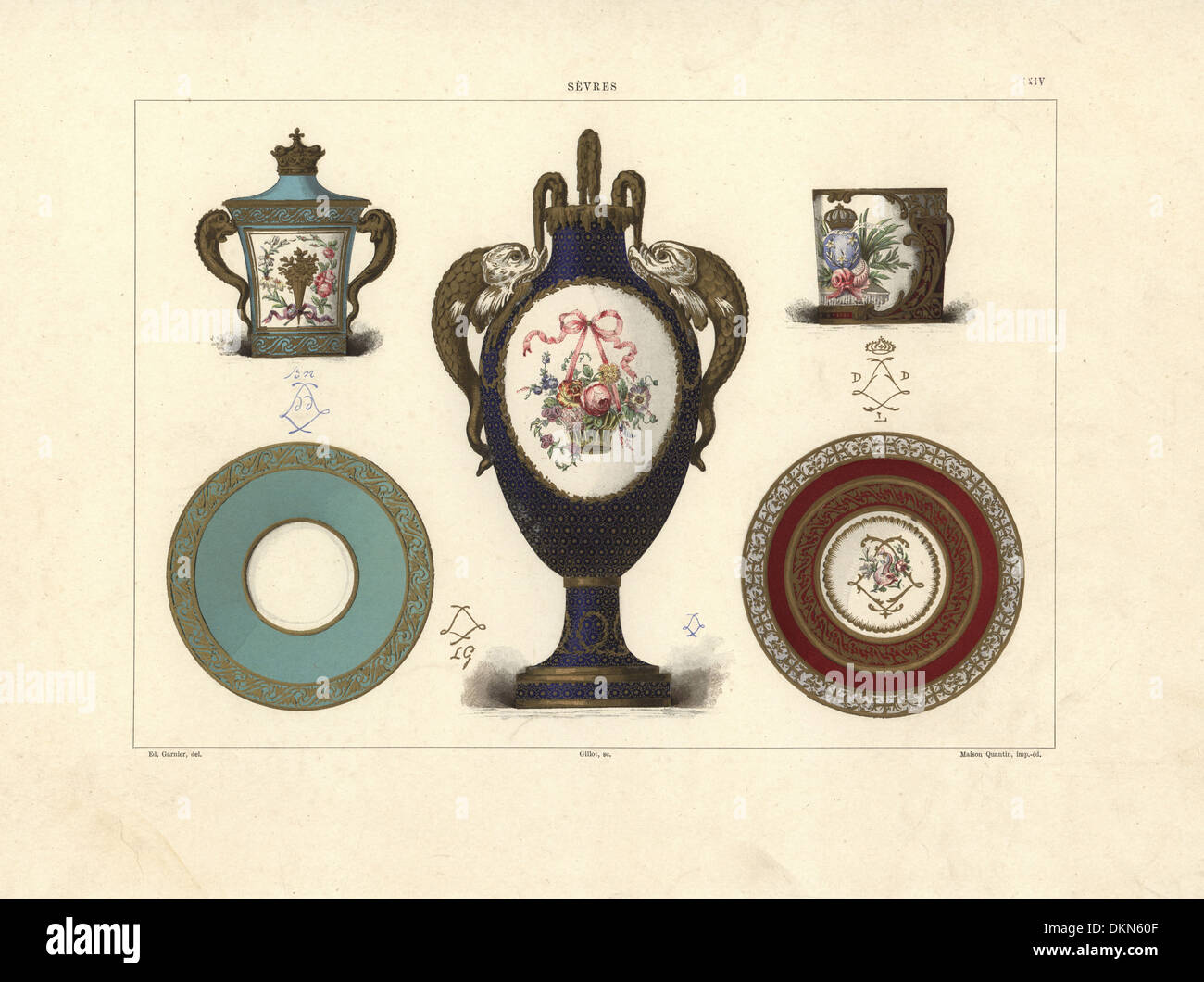 Sevres Dauphin : tasses et soucoupes en porcelaine, vase. Banque D'Images
