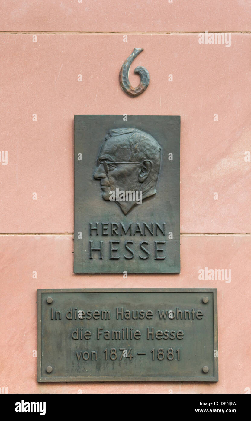 Plaque commémorative à la maison où l'écrivain allemand et prix Nobel Hermann Hesse est né, Calw, forêt-noire Banque D'Images