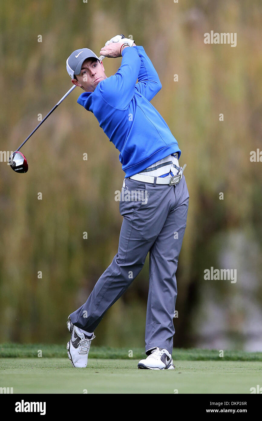 Le 6 décembre 2013 - Thousand Oaks, Californie, États-Unis - 12/06/13 Thousand Oaks, CA : Rory Mcllroy au cours du deuxième tour de l'édition 2013 du Northwestern Mutual World Challenge, au bénéfice de la Fondation Tiger Woods. (Crédit Image : © Michael Zito/Eclipse/ZUMAPRESS.com) Banque D'Images