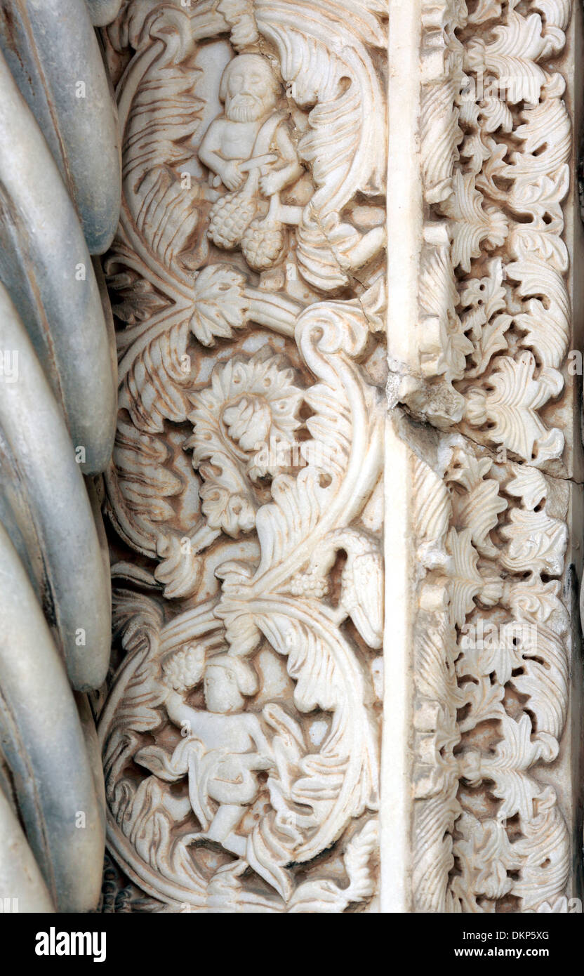 La sculpture sur pierre sur le portail de la cathédrale de Palerme, Palerme, Sicile, Italie Banque D'Images