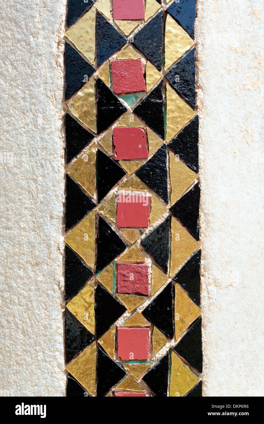 Ornement de colonne, cloître de la cathédrale de Monreale, Monreale, Sicile, Italie Banque D'Images