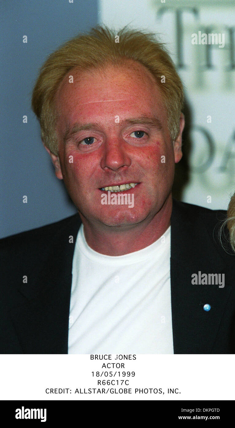 BRUCE JONES.acteur.18/05/1999.R66C17C. Banque D'Images