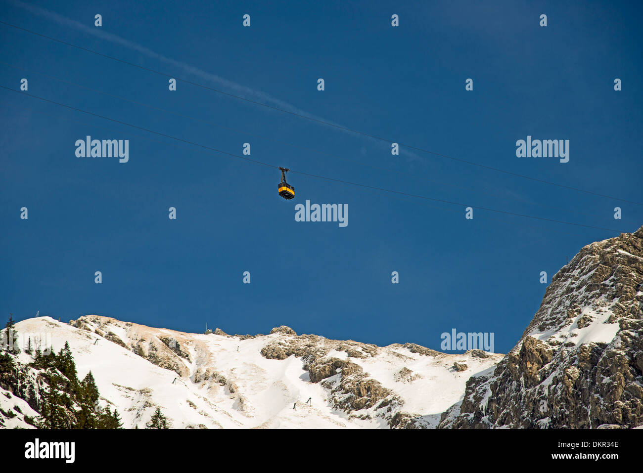 Alpes d'Allgäu en Bavière Allemand Allemagne Europe Höfatsblick Nebelhorn cabine téléphérique gondola Oberallgäu transport Oberstdorf Banque D'Images