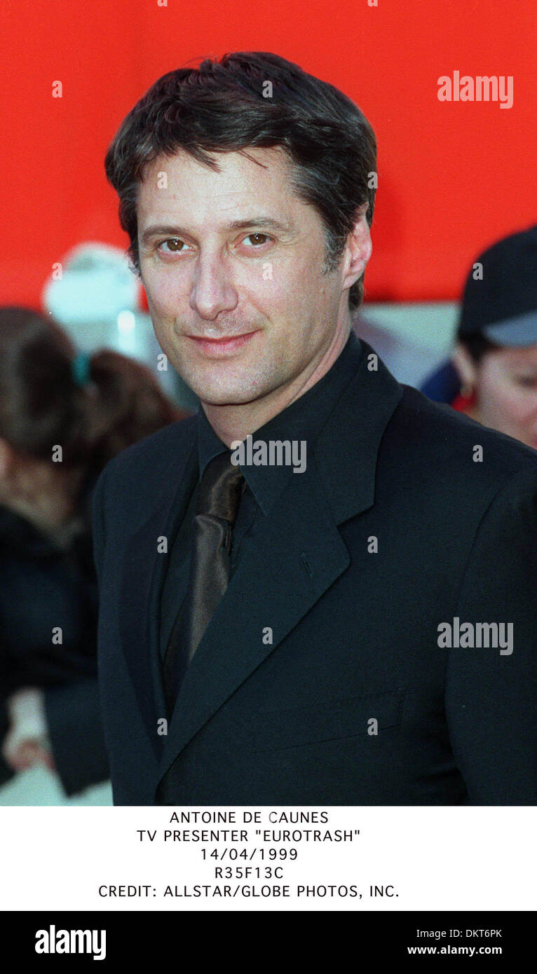 ANTOINE DE CAUNES.TV PRESENTER ''EUROTRASH''.14/04/1999.R35F13C. Banque D'Images