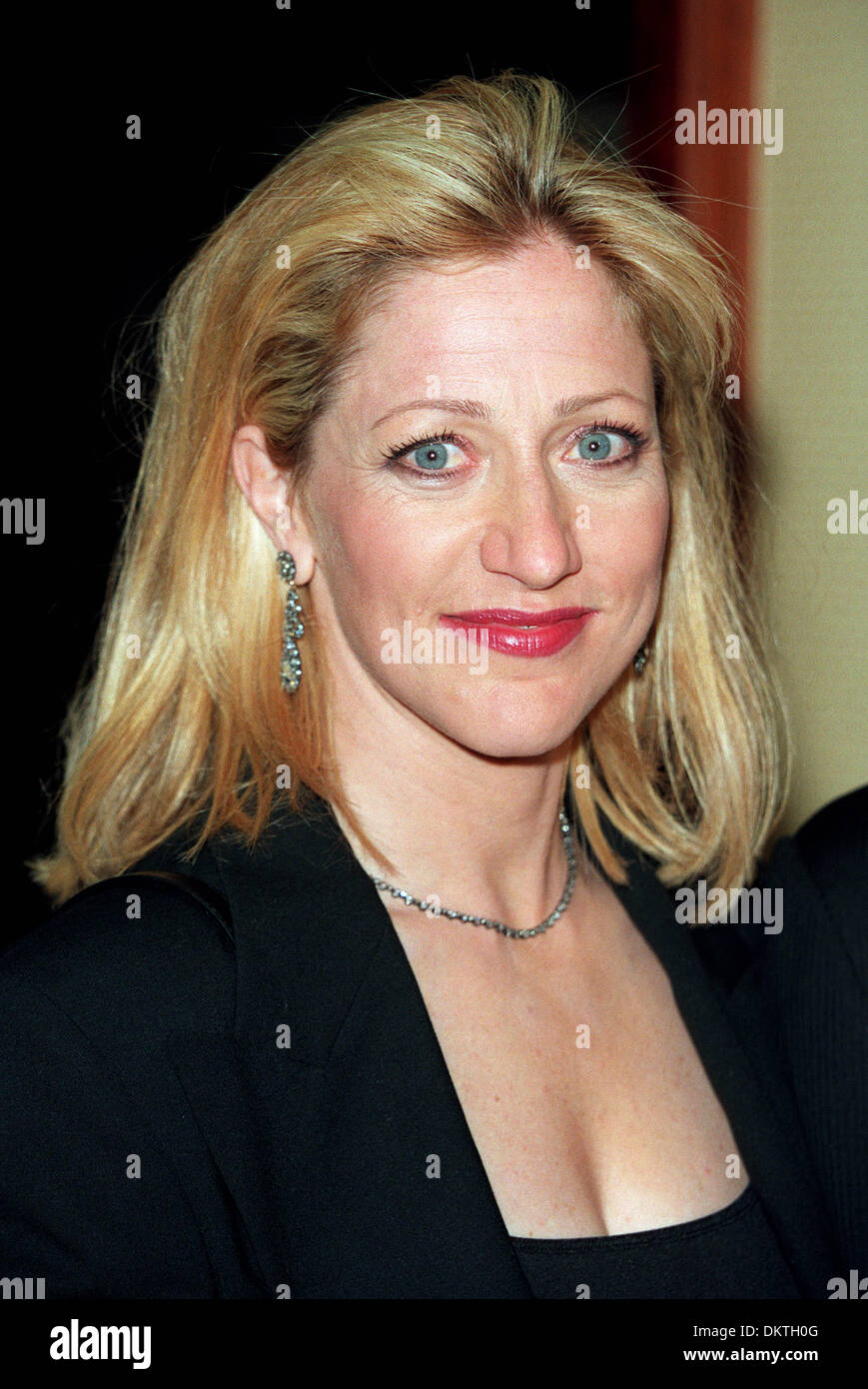 L'ACTRICE EDIE FALCO..SIÈCLE , LA, USA.10/03/2001.BF92A8C. Banque D'Images