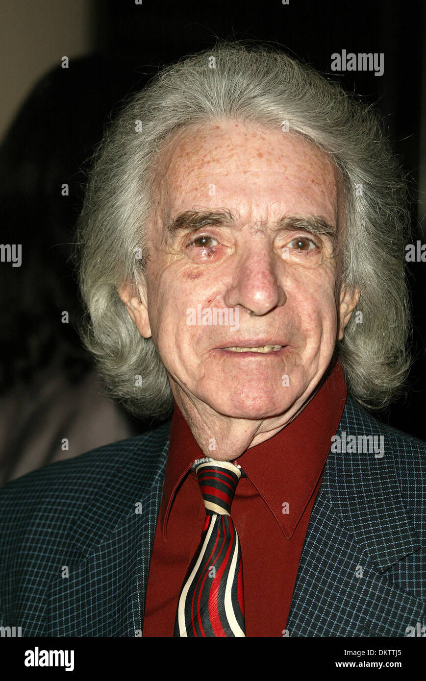 ARTHUR HILLER.DIRECTEUR DE FILM.A.BEVERLY HILLS, LOS ANGELES, US.02/03/2002.LA233 Banque D'Images