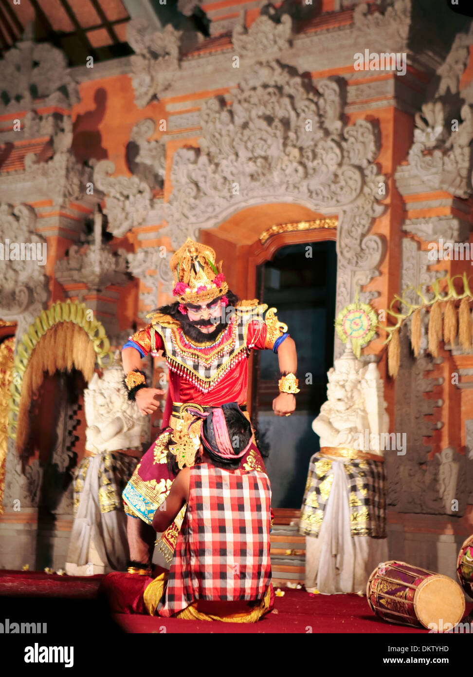 Danses traditionnelles à Ubud Palace, Ubud, Bali, Indonésie Banque D'Images