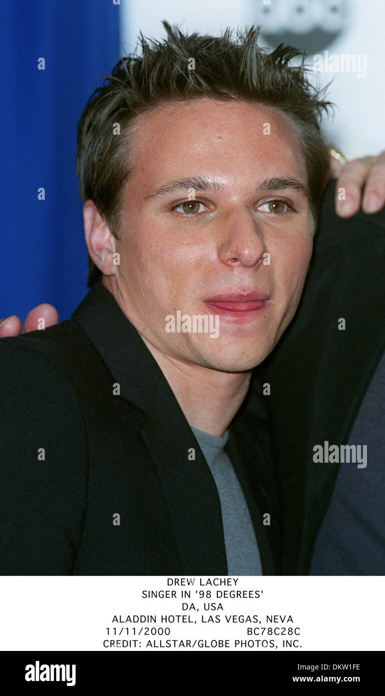 11 novembre 2000 - ALADDIN HOTEL, LAS VEGAS, NEVA - DREW LACHEY.SINGER dans "98 Degrés".DA, USA.ALADDIN HOTEL, LAS VEGAS, NEVA.11/11/2000.BC78C28C.CREDIT : crédit(Image : © Photos Globe/ZUMAPRESS.com) Banque D'Images