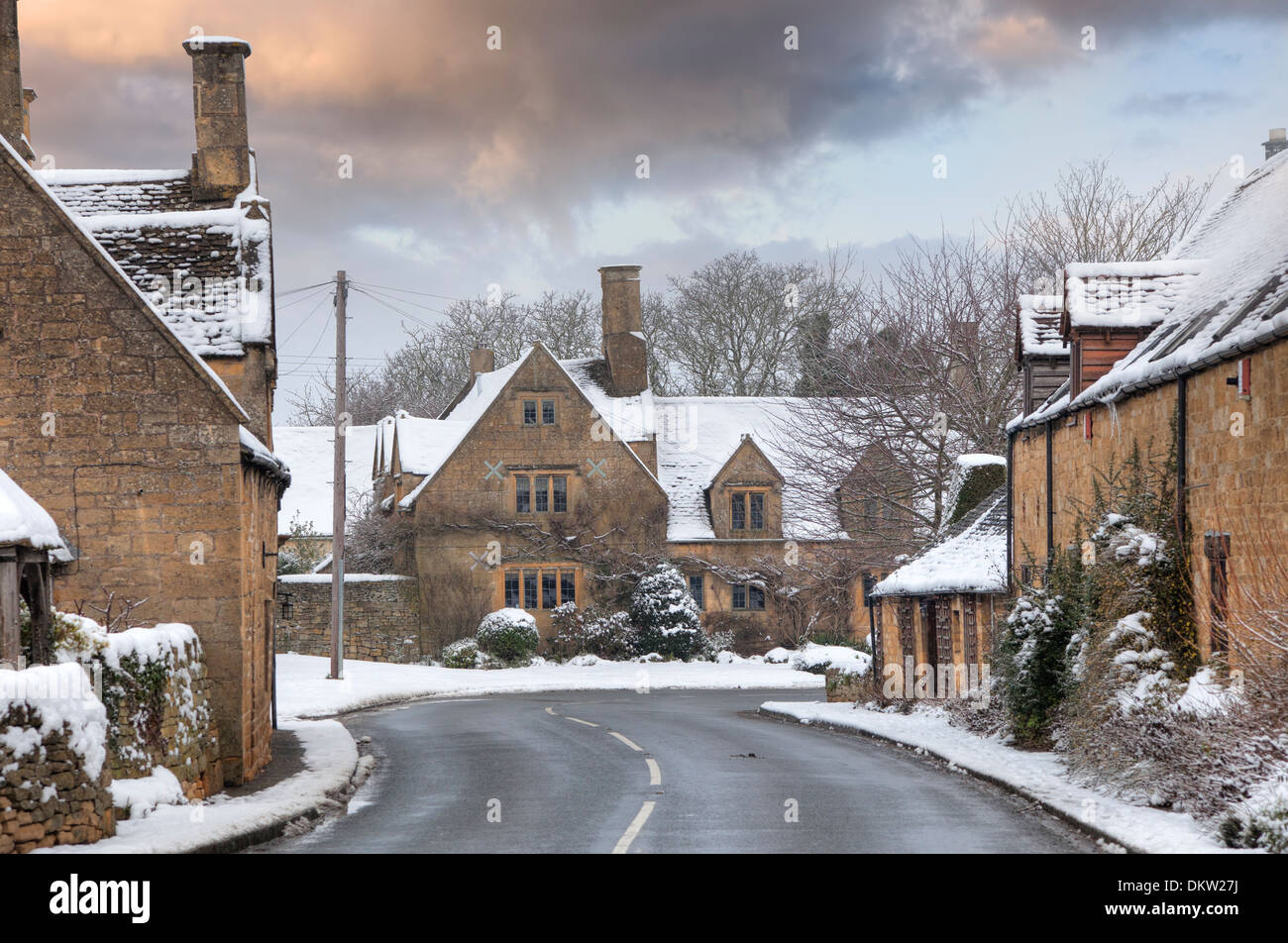 Cotswold village de neige, Weston Subedge près de Chipping Campden, Gloucestershire, Angleterre. Banque D'Images