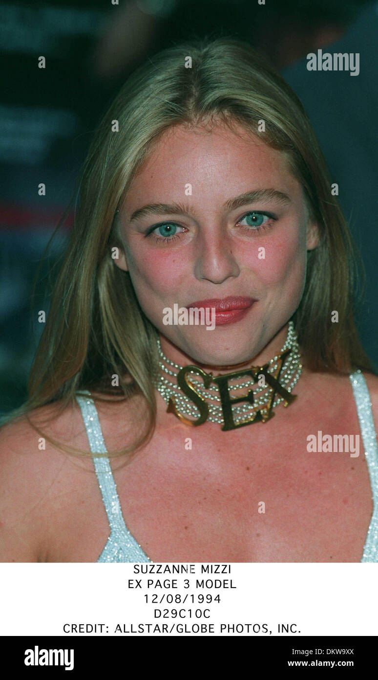 SUZZANNE MIZZI.EX PAGE 3 MODEL.12/08/1994.D29C10C. Banque D'Images