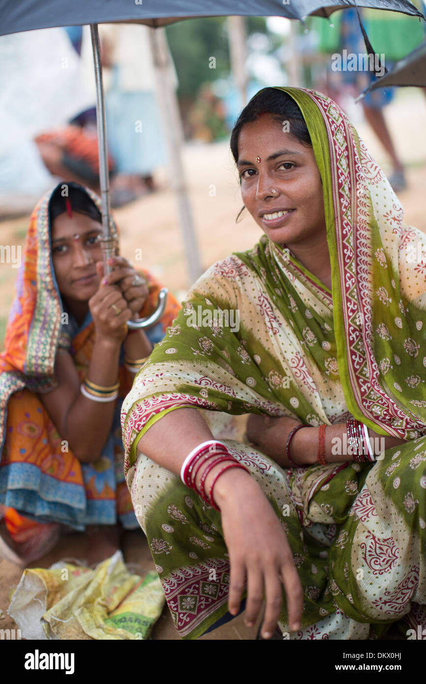 Les femmes vendent au marché dans l'État du Bihar, en Inde. Banque D'Images