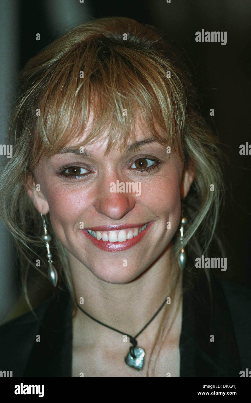 MICHAELA STRACHAN.TV PRESENTER.24/09/1993.B50F17C. Banque D'Images