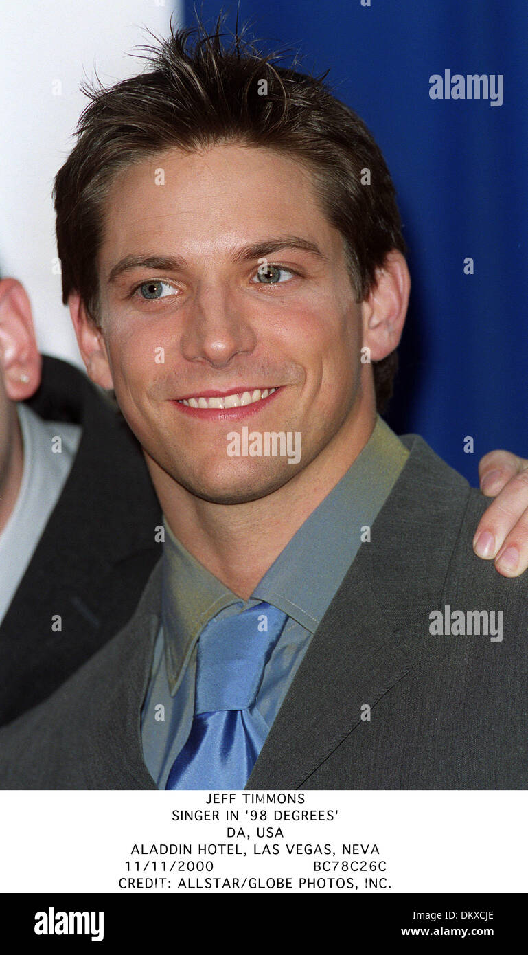 11 novembre 2000 - ALADDIN HOTEL, LAS VEGAS, NEVA - JEFF TIMMONS.SINGER dans "98 Degrés".DA, USA.ALADDIN HOTEL, LAS VEGAS, NEVA.11/11/2000.BC78C26C.CREDIT : crédit(Image : © Photos Globe/ZUMAPRESS.com) Banque D'Images