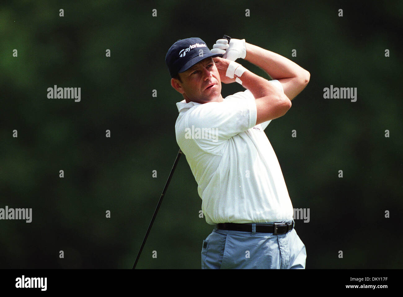 MARK DAVIS..VOLVO PGA, WENTWOTH,SURREY.VOLVO PGA.25/05/2001.Q57D24C. Banque D'Images