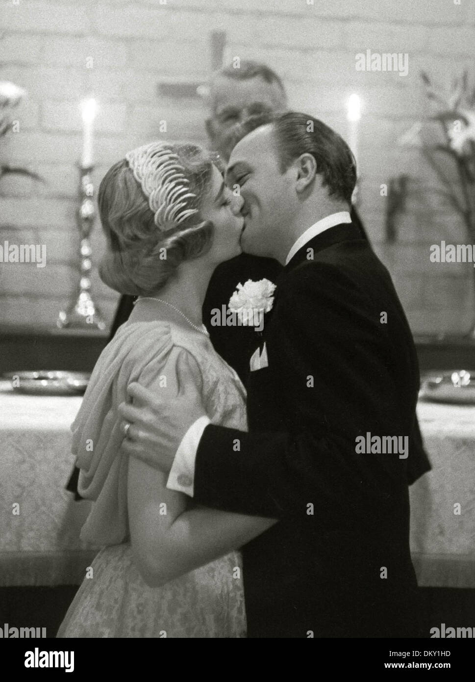 12 octobre 2002 - SHIRLEY JONES ET JACK CASSIDY MARIAGE. LARRY BARBIER JR/(Image Crédit : © Globe Photos/ZUMAPRESS.com) Banque D'Images
