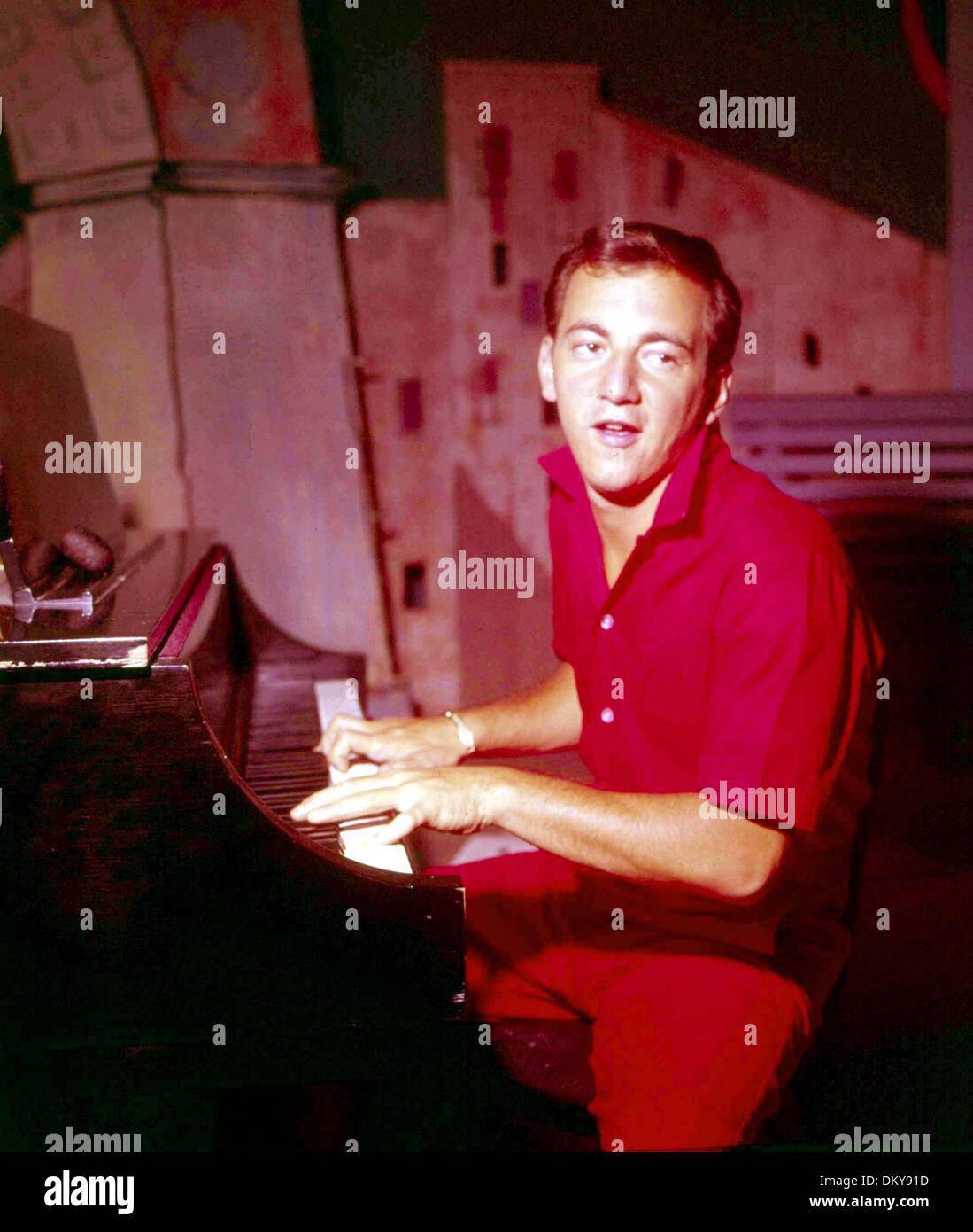 18 août 1960 - Bobby Darin.8/18/1960.# Z1095.Â©BERNARD/(Image Crédit : © Globe Photos/ZUMAPRESS.com) Banque D'Images