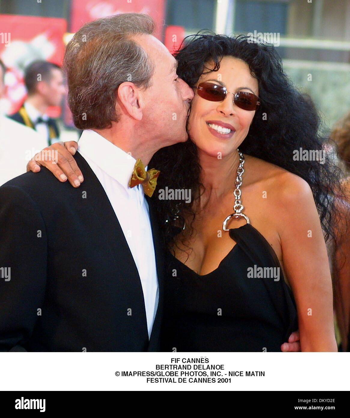 Le 22 mai 2001 - CANNES FIF.Bertrand Delanoë.Â© IMAPRESS/ NICE MATIN.FESTIVAL DE CANNES 2001(Credit Image : © Globe Photos/ZUMAPRESS.com) Banque D'Images