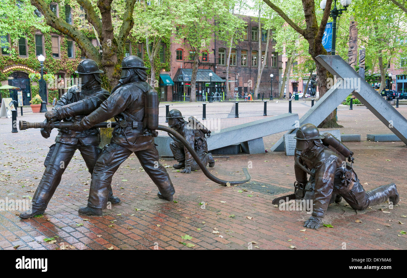 Washington, Seattle, Pioneer Square, Seattle Fallen Firefighters Memorial Banque D'Images