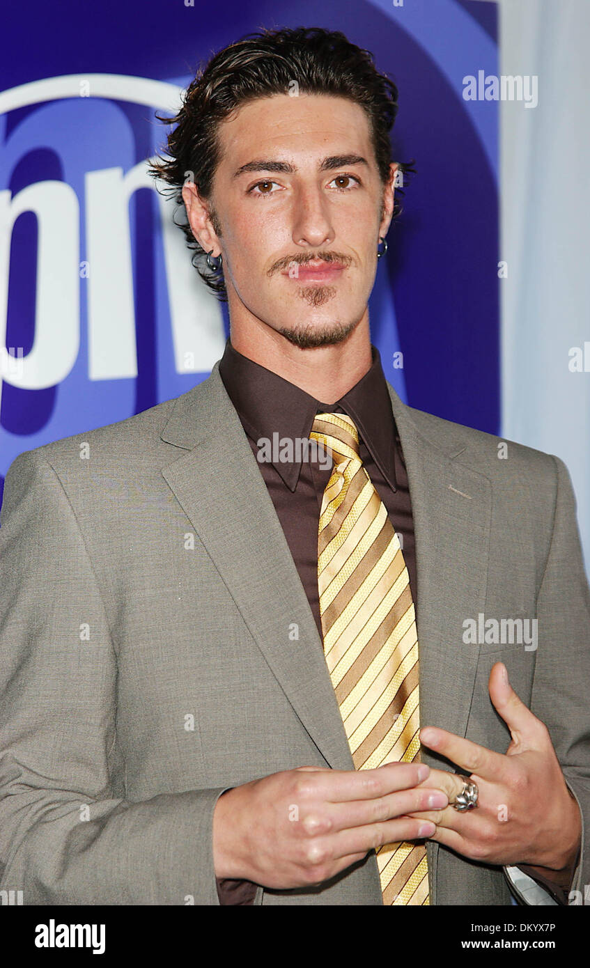 8 octobre 2001 - K43331AR.l'événement initial UPN..Madison Square Garden, NEW YORK..05-19-2005. ANDREA RENAULT - 2005..ERIC BALFOUR(Image Crédit : © Globe Photos/ZUMAPRESS.com) Banque D'Images