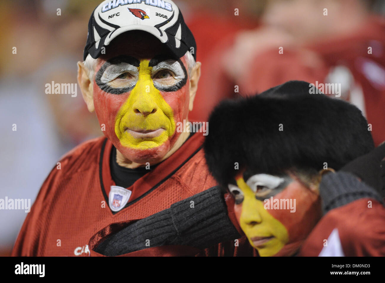 14 décembre 2009 - San Francisco, Californie, États-Unis - 14 décembre 2009 : des Cardinaux fans préparer la NFL football match entre les Arizona Cardinals et San Francisco 49ers à Candlestick Park de San Francisco, en Californie. Les 49ers a gagné 24-9, en gardant leurs espoirs en séries dim tout en refusant les Cardinaux la NFC West intitulé. (Crédit Image : © Matt Cohen/ZUMApres Southcreek/mondial Banque D'Images