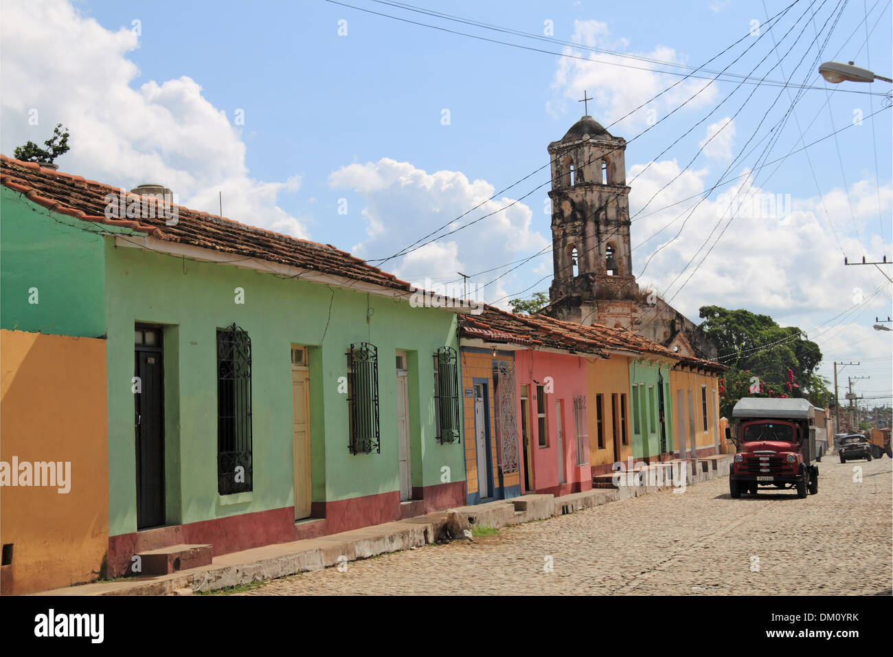 Local Bus, Calle José Mendoza (Santa Ana), Trinidad, la province de Sancti Spiritus, Cuba, mer des Caraïbes, l'Amérique centrale Banque D'Images