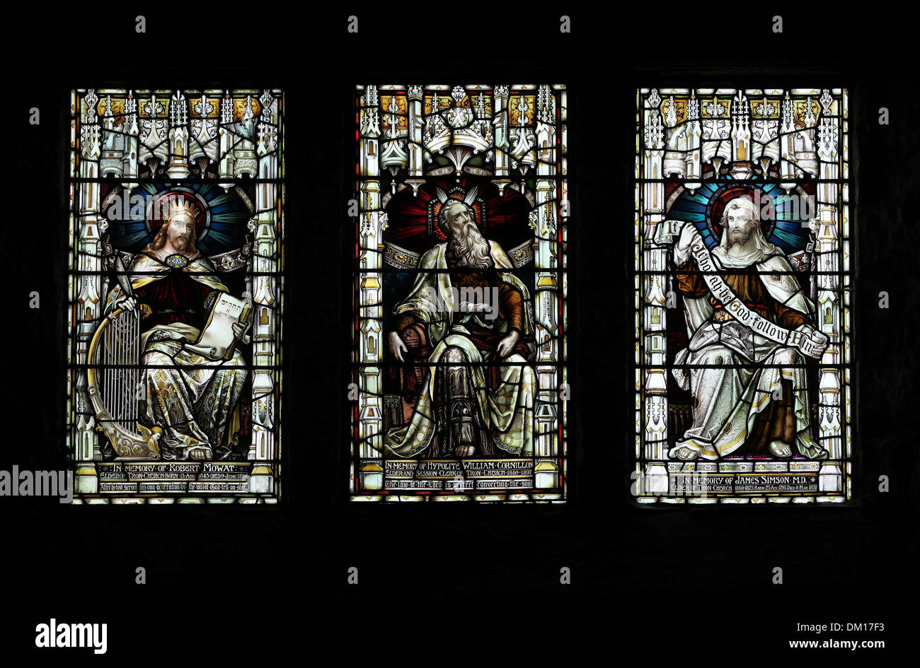 Les vitraux à la Tron Kirk sur le Royal Mile d'Édimbourg. Banque D'Images