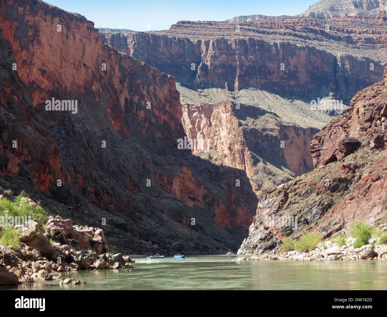 Quelques adeptes dans le domaine de l'Redwall Grand Canyon. Banque D'Images