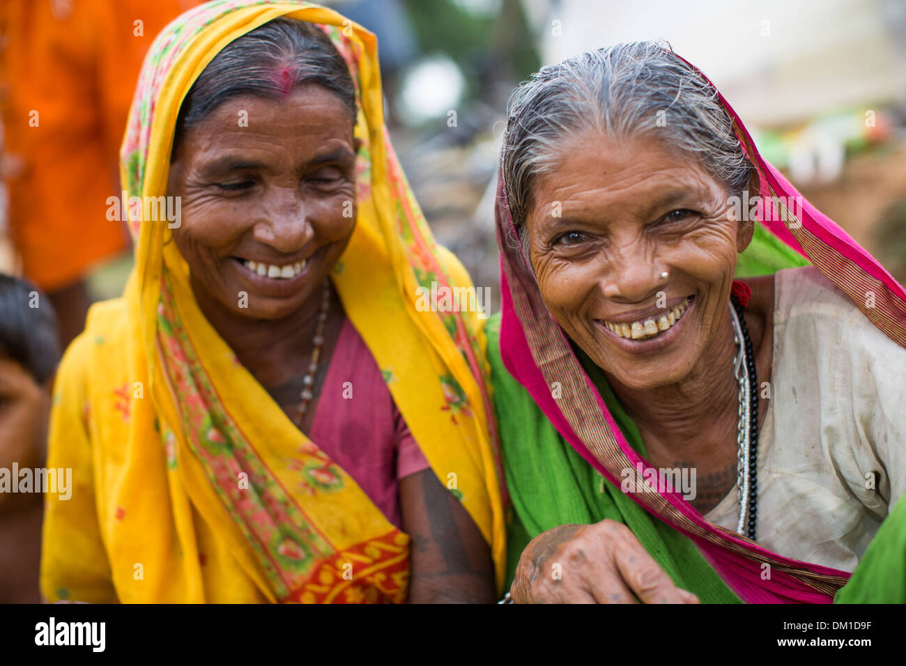 Les femmes à un marché dans l'État du Bihar, en Inde. Banque D'Images
